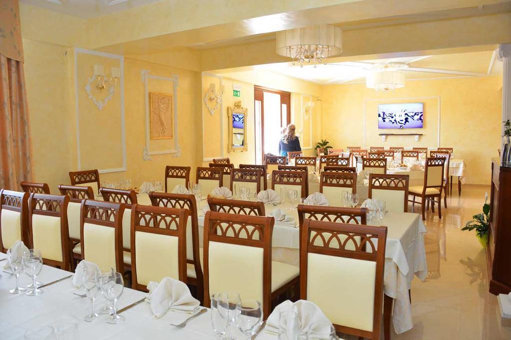 La Fortezza Ariano Irpino Extérieur photo